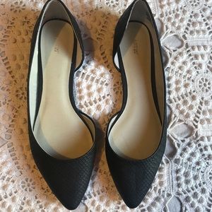 Apt 9 Black Pointy Toe Flats